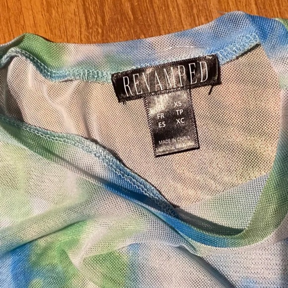 Revamp beach wear cover up - Picture 4 of 4